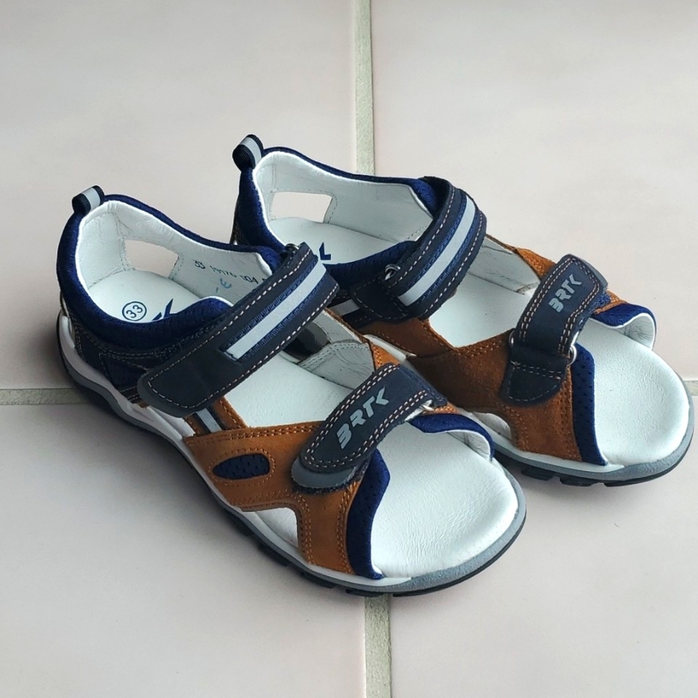 Bartek Boys Sandals Leather Sandals for boys sz US 2 / EU 33